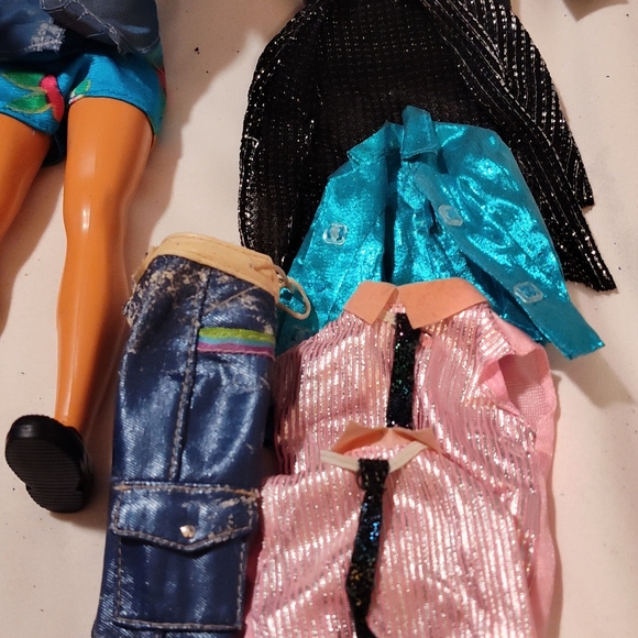 Men's Fashion Doll Set with Accessories - Picture 4 of 8